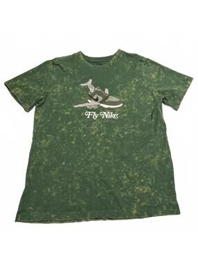 Nike Kid's XL Sportswear Teefly Dunk Green Tie-Dye Graphic T-Shirt